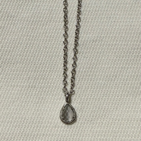 NWOT Kendra Scott Kiri Silver Necklace - Clear Quartz Mini Pendant, Silver Chain - Picture 3 of 4